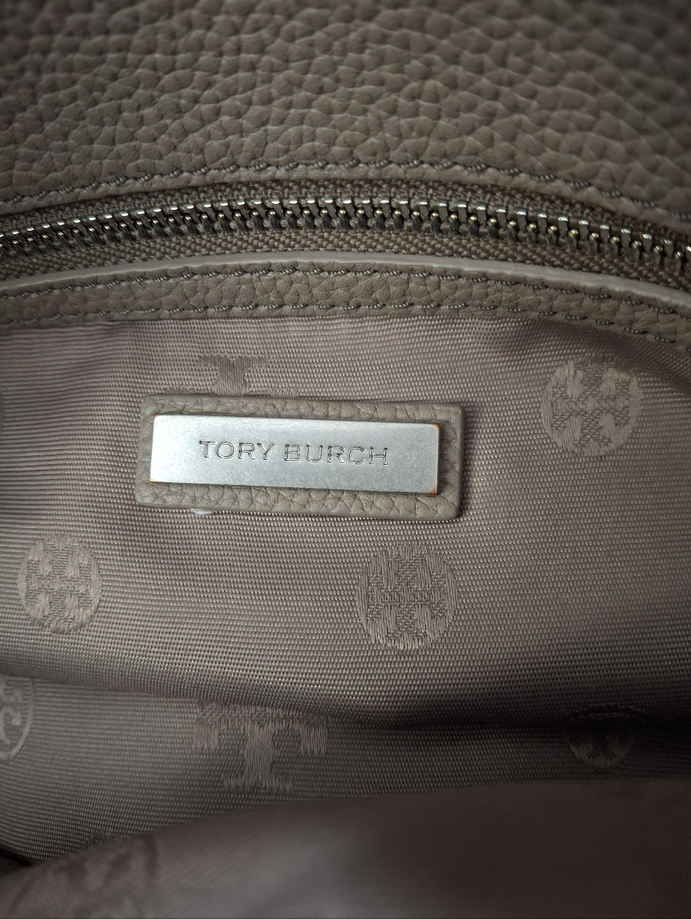 Tory Burch Taupe Pebbled Leather Chain Strap Tote Shoulder Bag Large - Picture 6 of 10